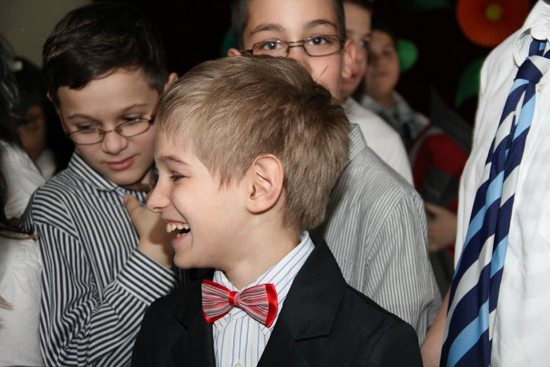 542637_10151462324898490_335469075_n