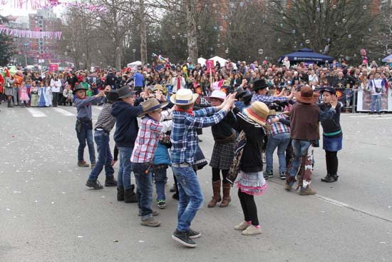 11080649_10153140967983490_576691525540161037_o